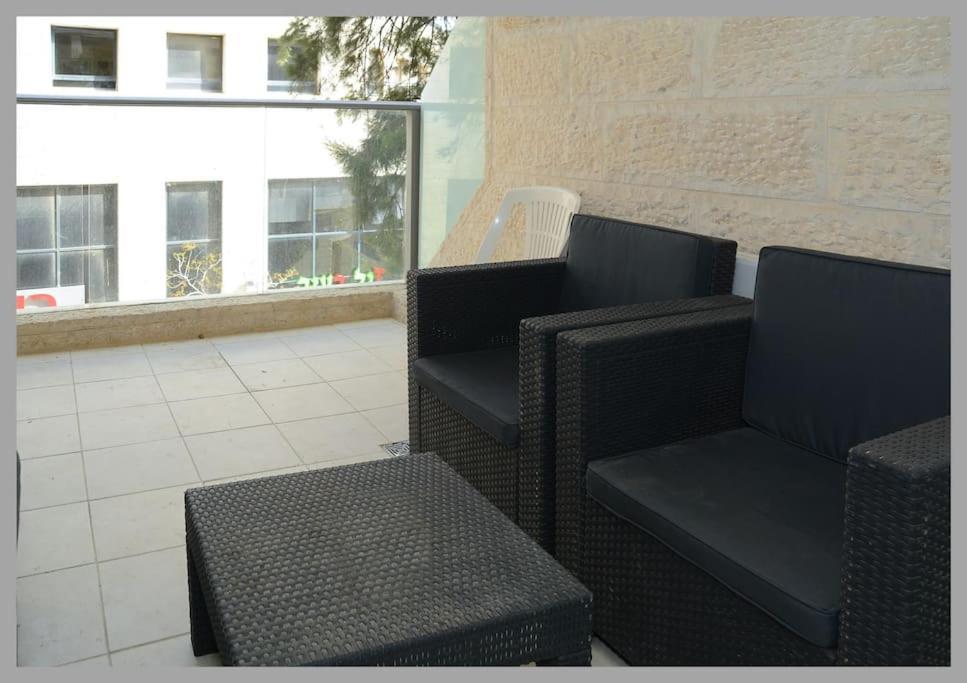 Luxury 3 Bedroom Apt, Harav Kook7 Jeruzsálem Kültér fotó