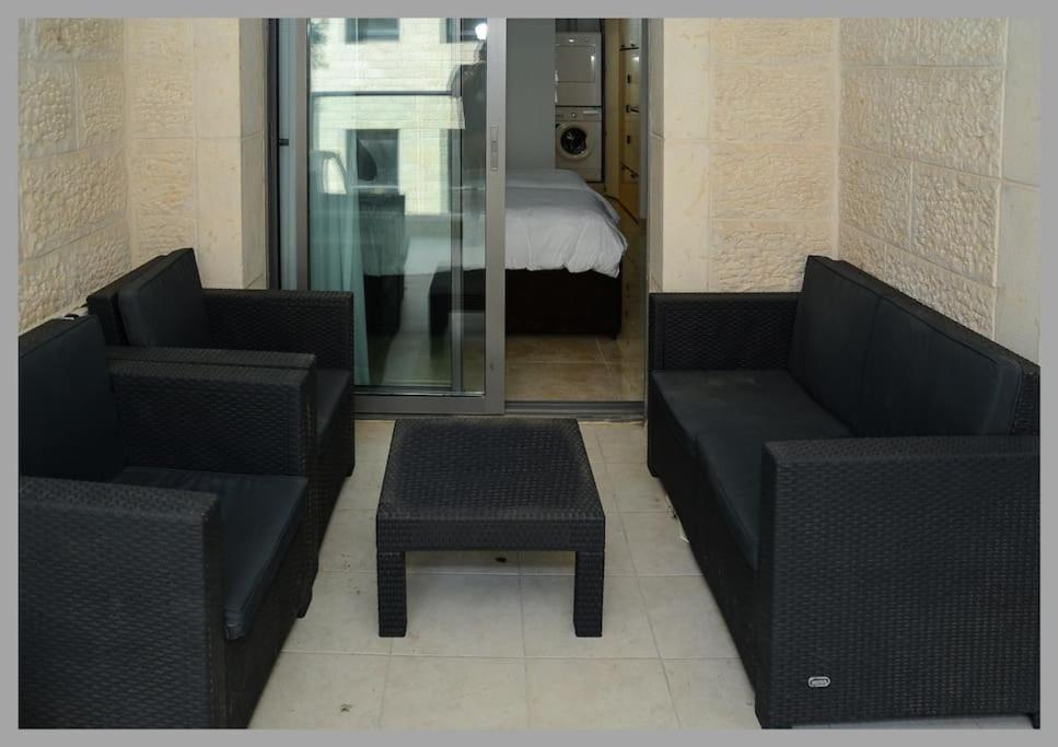 Luxury 3 Bedroom Apt, Harav Kook7 Jeruzsálem Kültér fotó
